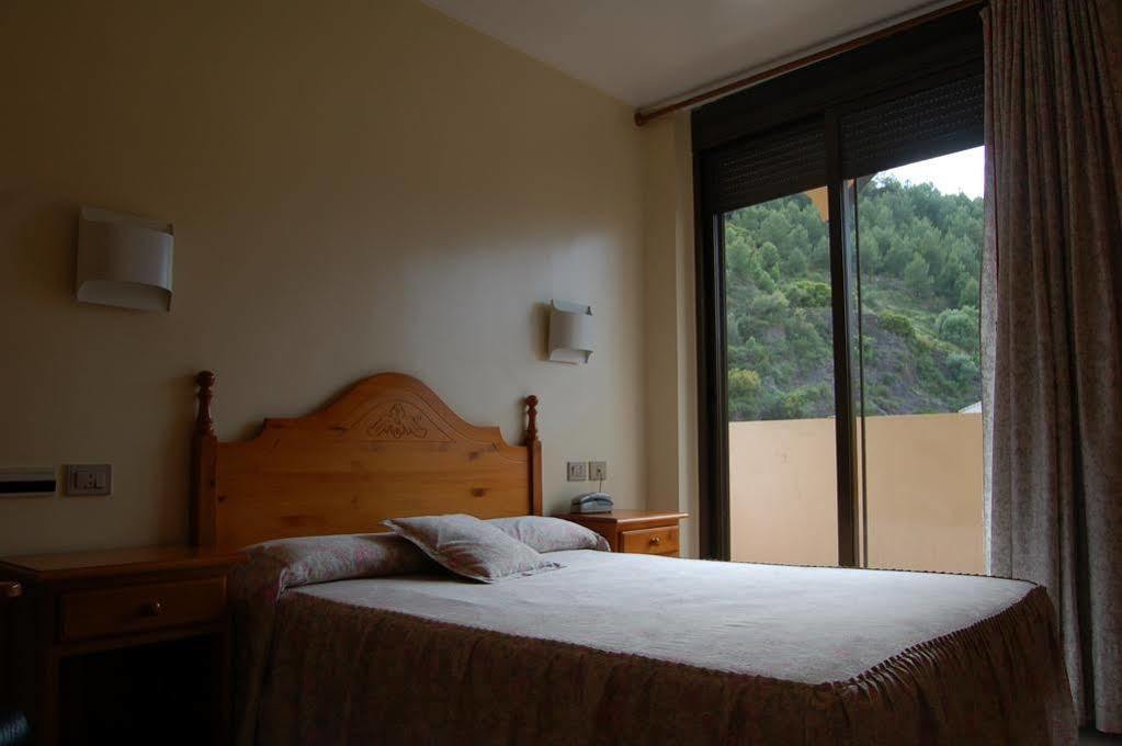 Hotel Llucena Lucena del Cid Dış mekan fotoğraf